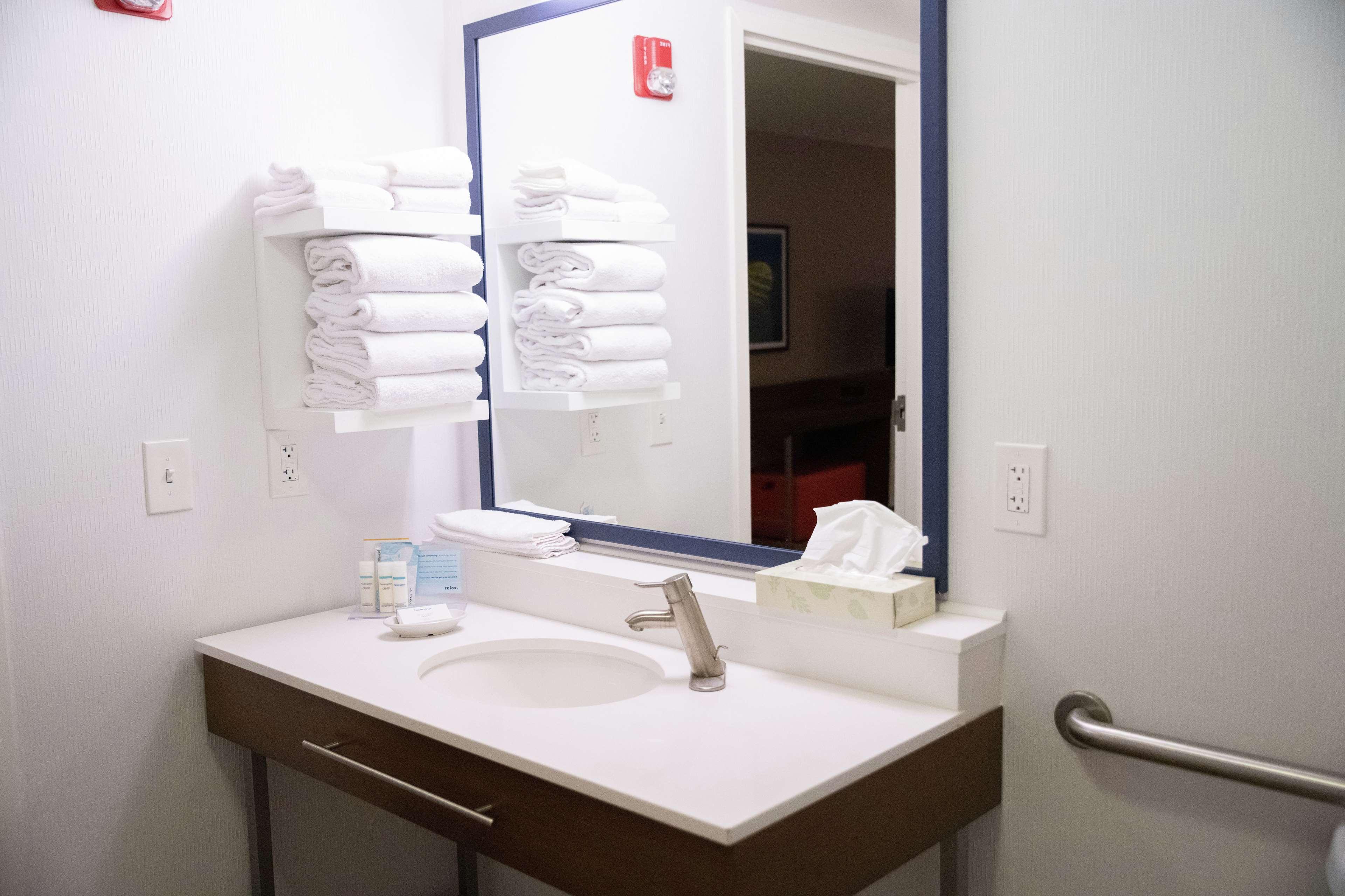 Hotel Hampton & Fresno