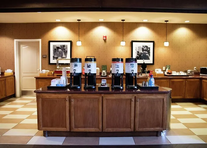 Hampton Inn & Suites Fresno