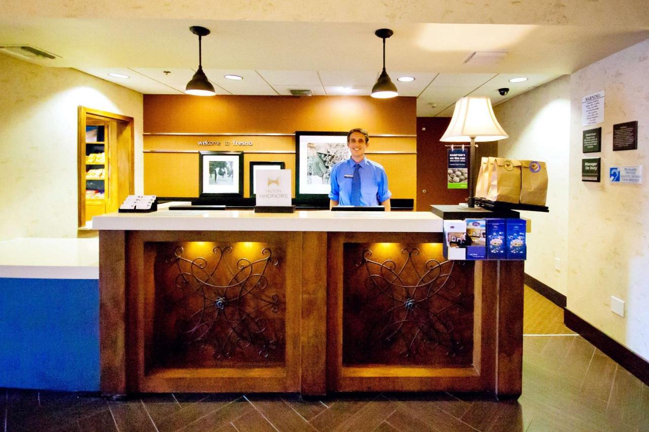 Hotel Hampton & Fresno